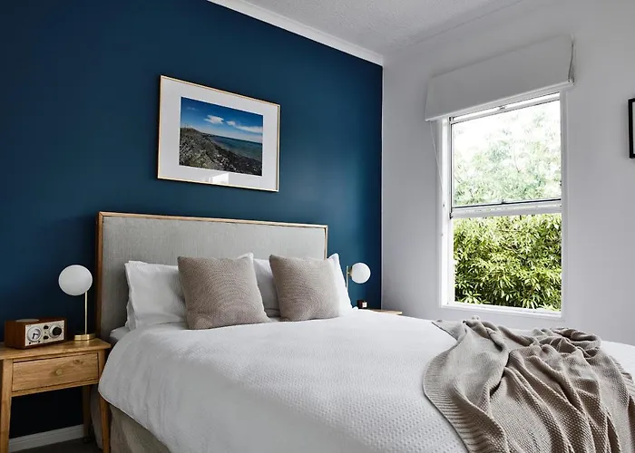 Stylish Townhouse In Melbourne\'S Playground